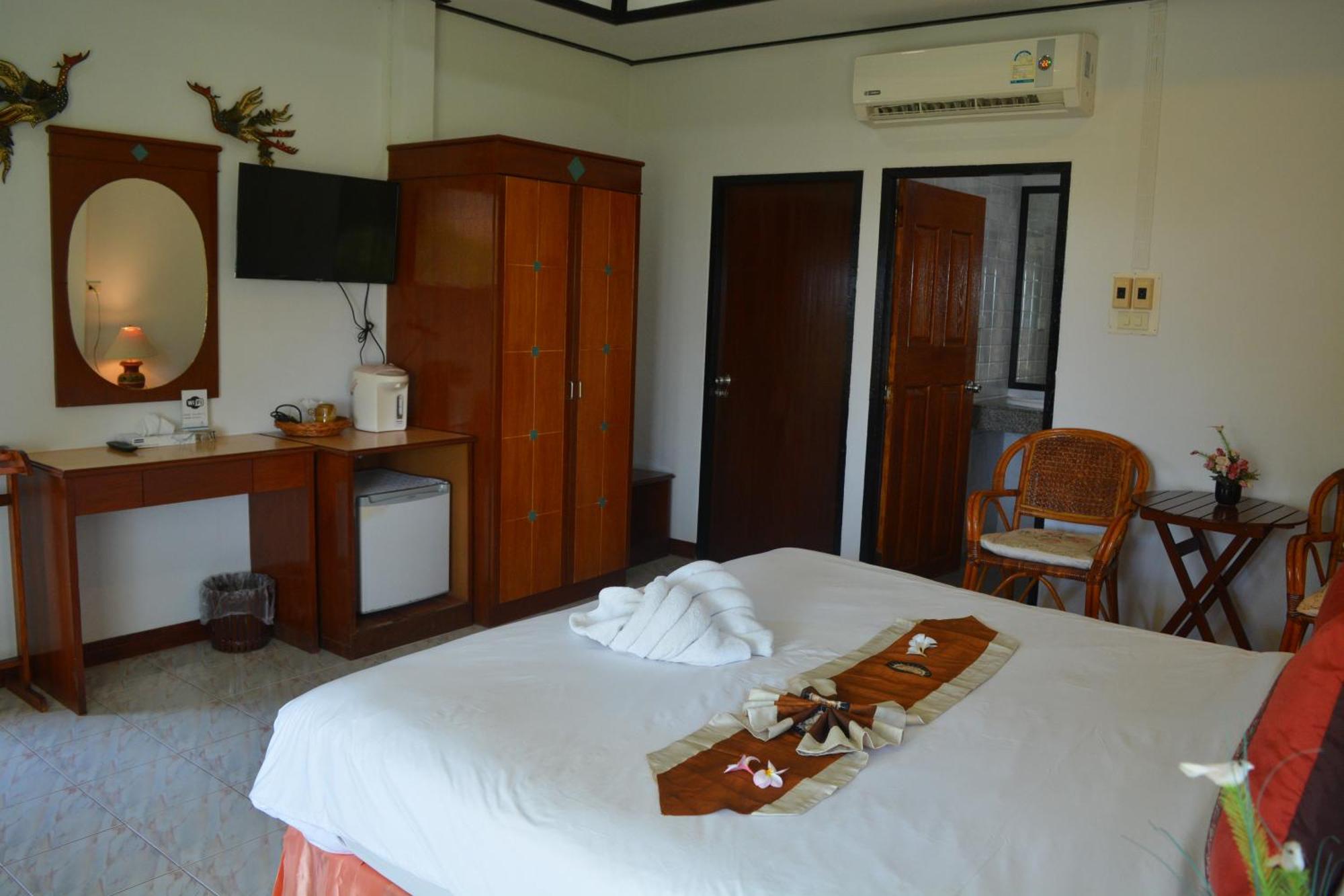 Lanta Il Mare Beach Resort Ко-Ланта Экстерьер фото
